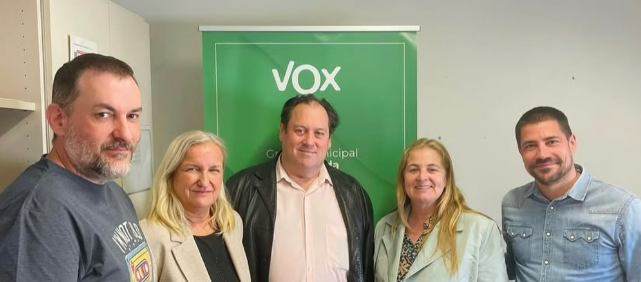 Trobada amb el grup municial de VOX